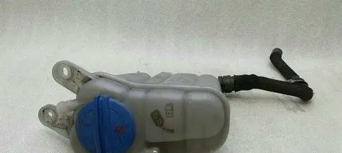 Porsche Macan (95B) Coolant expansion tank/reservoir cap 8K0121405M
