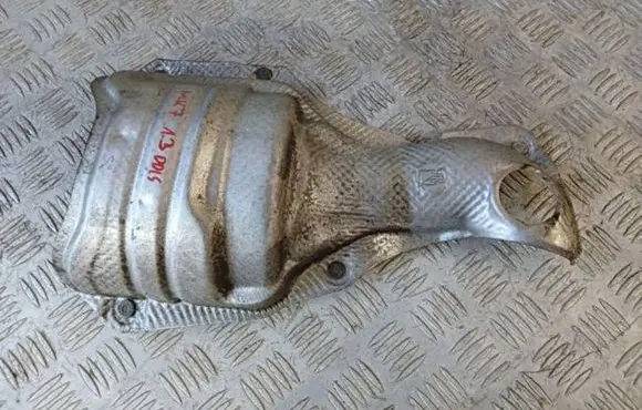 Heat shield in engine bay