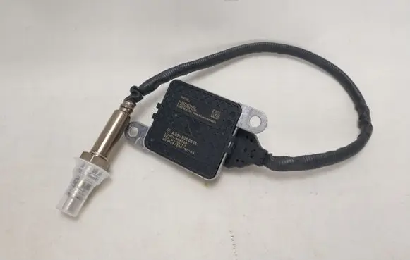 Mercedes-Benz GLC X253 C253 Lambda probe sensor 0009050914 A0009050914