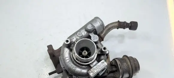 Volkswagen Lupo Turbo 045145701E