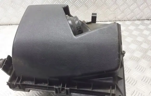 Fiat Croma Air filter box 13271393