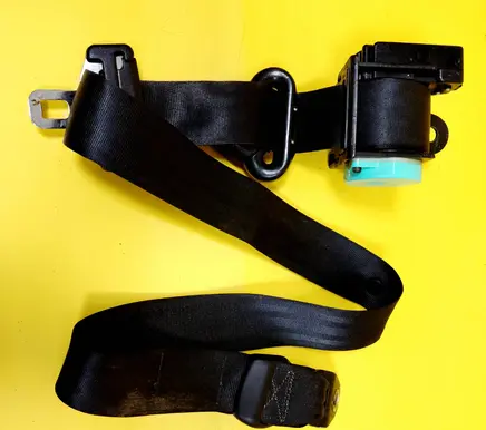 Chrysler Voyager Rear seatbelt 4680197