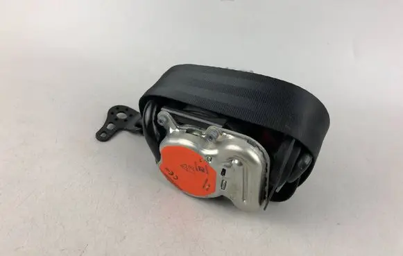 Volkswagen Tiguan Front seatbelt 5NC857706A
