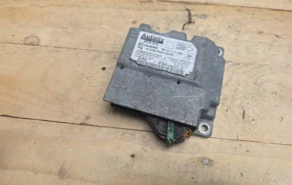 Peugeot 407 Airbag control unit/module 9655880880