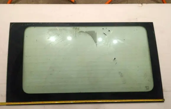 Volkswagen Crafter Rear side window 43R001167 DOT618AS2M50 E000262