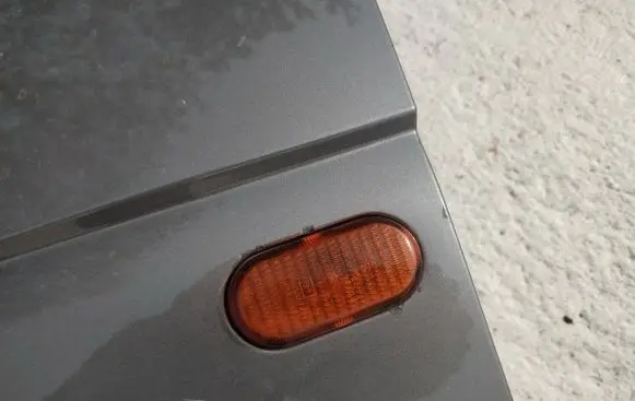 Renault Scenic I Front fender indicator light