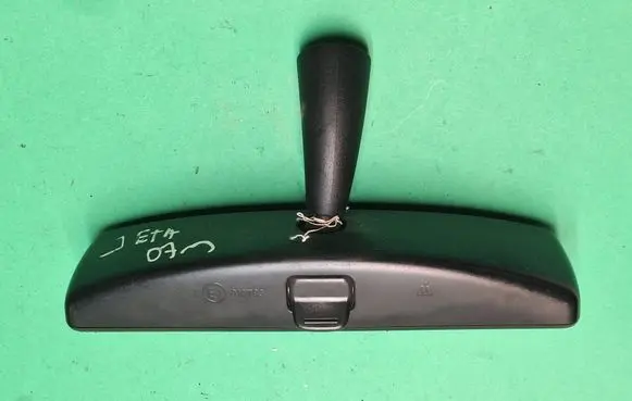 Volkswagen Jetta V Rear view mirror (interior) E1010783
