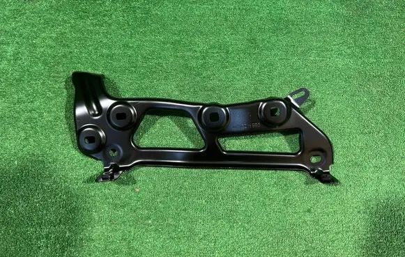 BMW X1 U11 Fender mounting bracket 9883409