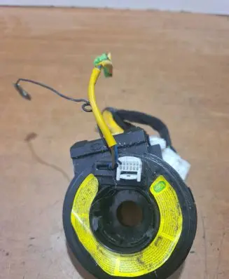 KIA Carens II Airbag slip ring squib (SRS ring) DS0U1435020