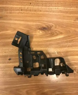 Opel Astra H Front bumper mounting bracket 0747311