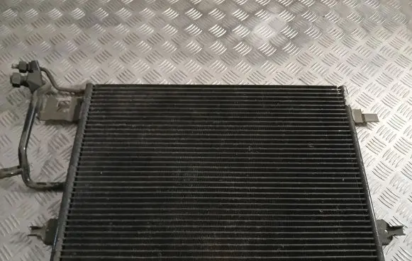 A/C cooling radiator (condenser)