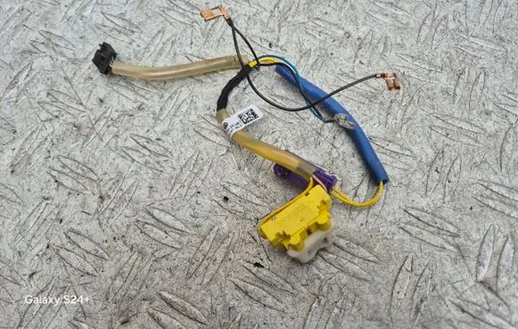 Volkswagen Touran I Airbag squib ring wiring 1K0971584C