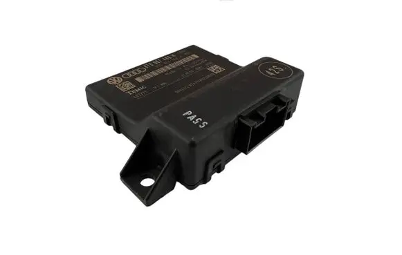 Audi A5 8T 8F Gateway control module 8T0907468H 403221