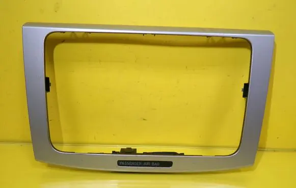 Volkswagen PASSAT B6 Panel trim 3C0858069AE