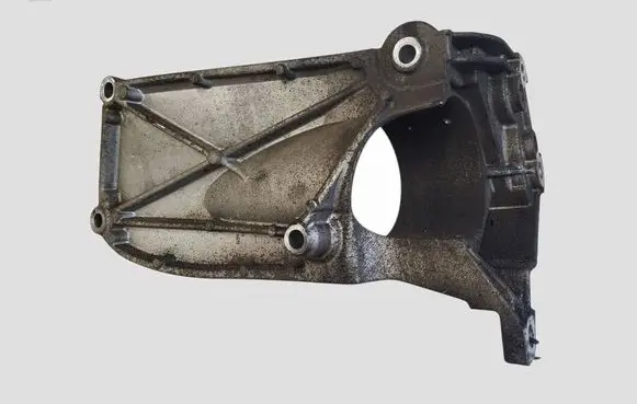 Volvo V40 Gearbox mounting bracket 31370633
