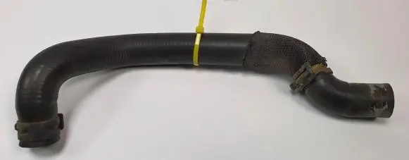 Mercedes-Benz CLK A209 C209 Engine coolant pipe/hose 2038322794
