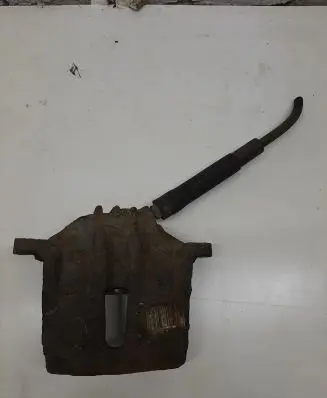 Citroen C4 I Front brake caliper