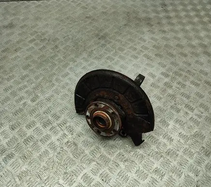 Volkswagen PASSAT B7 Front wheel hub 3C0407253F