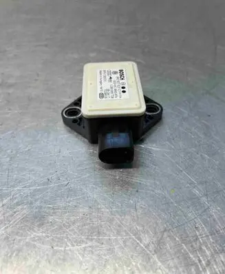 Audi A4 S4 B8 8K ESP acceleration yaw rate sensor 8K0907637C