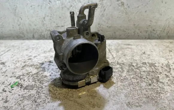 KIA Rio Throttle valve 3510004200 2064318Y 9045020008