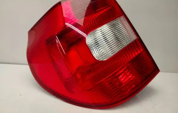 Skoda Yeti (5L) Rear/tail lights 5L0945095