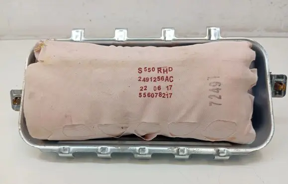 Ford Mustang VI Passenger airbag GR3B63044A74