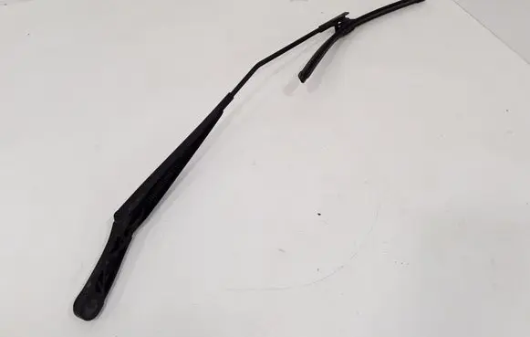 Volkswagen Golf V Windshield/front glass wiper blade 
