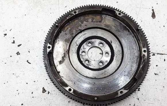 Skoda Octavia Mk2 (1Z) Flywheel 03C105273K