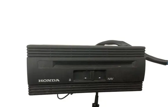 Radio/CD/DVD/GPS head unit