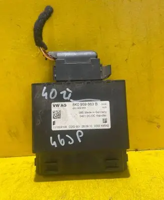 Seat Ibiza IV (6J,6P) Voltage converter/converter module 8K0959663B