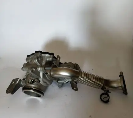 Land Rover Discovery Sport EGR valve G4D35H273BB