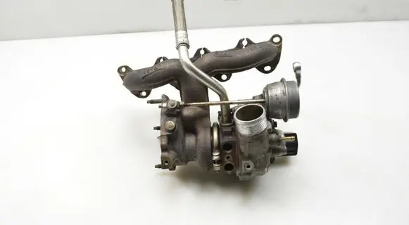 Volkswagen Golf VI Turbo 03C145701T