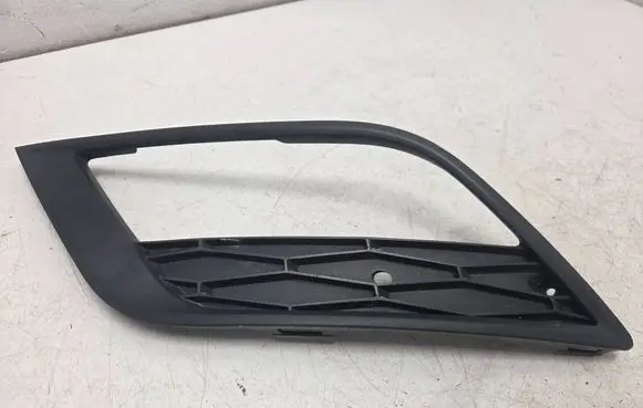 Seat Ibiza IV (6J,6P) Front bumper lower grill 6J0853665F 14884SG4