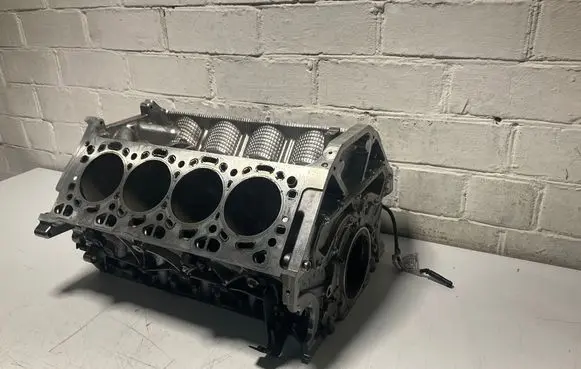 BMW 6 F06 Gran coupe Engine block 7843360 7639448