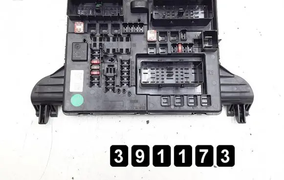 Opel Insignia A Fuse module 2273776802