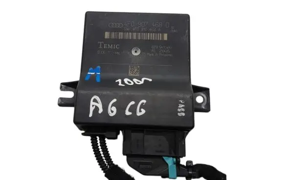 Audi A6 S6 C6 4F Gateway control module 4F0907468D