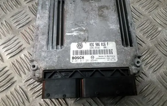Skoda Octavia Mk2 (1Z) Engine control unit/module ECU 03G906016F EDC16U1