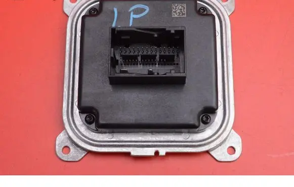 Nissan Qashqai Voltage converter/converter module 260555036R