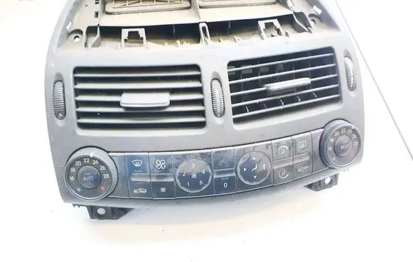 Mercedes-Benz E W211 Climate control unit 2118300190 a2118301854