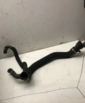 Audi A6 S6 C6 4F Engine coolant pipe/hose 4F0122293A 2675