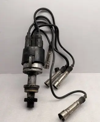 Audi 80 90 S2 B4 Spark distributor 0237520032 048905205B