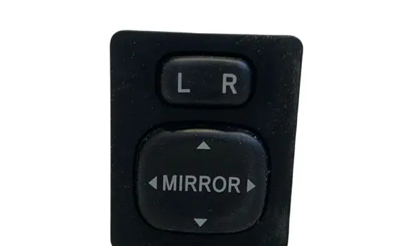 Toyota Corolla Verso AR10 Wing mirror switch 769746C 183674