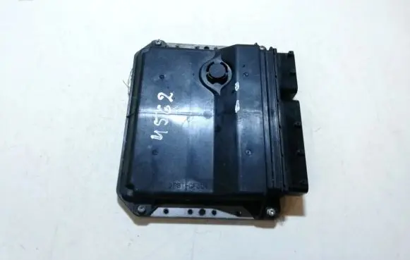 Toyota Auris 150 Engine control unit/module 8966102D91 1758009591