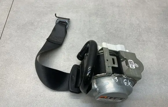 BMW X3M F97 Rear seatbelt 13595177