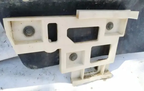 Volvo S70 V70 V70 XC Front bumper mounting bracket