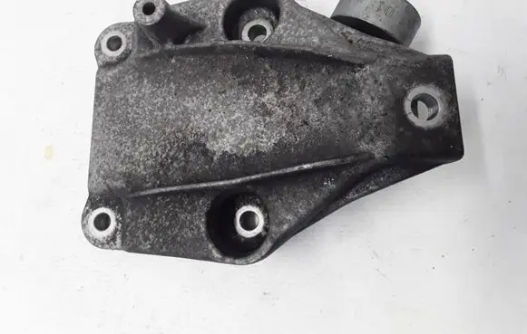 BMW 5 GT F07 Engine mounting bracket 22116777623