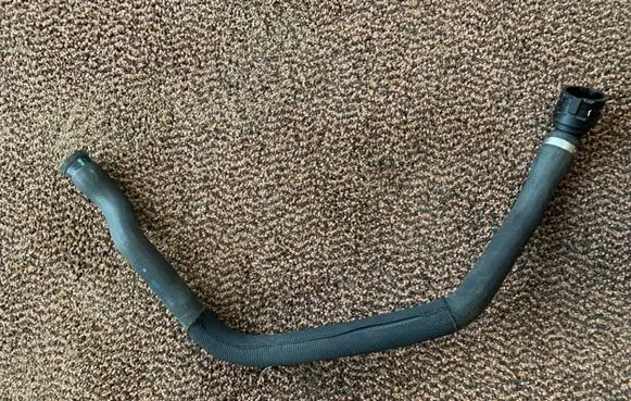 BMW 1 E82 E88 Engine coolant pipe/hose 6928590 777610