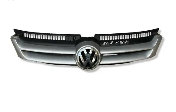 Volkswagen Golf Plus Front grill 5M0853655A