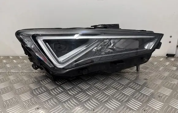 Headlight/headlamp