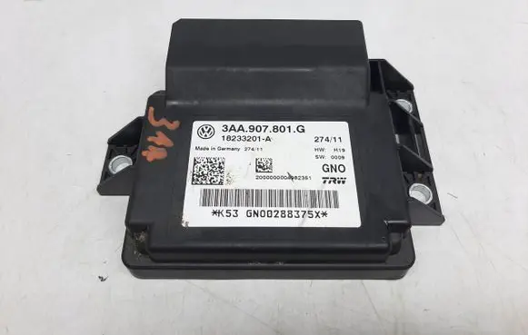Volkswagen PASSAT B7 Hand brake control module 3AA907801G